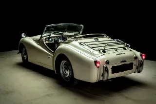 Foto 2 di 7: TRIUMPH TR3A  