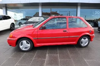 Foto 2 di 8: FORD Fiesta Turbo 