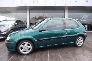 Foto 2 di 10: CITROEN Saxo 1.6 16V CUP 