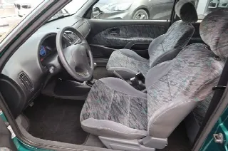 Foto 7 di 10: CITROEN Saxo 1.6 16V CUP 