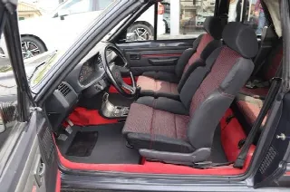 Foto 9 di 11: PEUGEOT 205 Cabrio Cti 1.6 