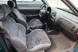 Foto 8 di 10: CITROEN Saxo 1.6 16V CUP 
