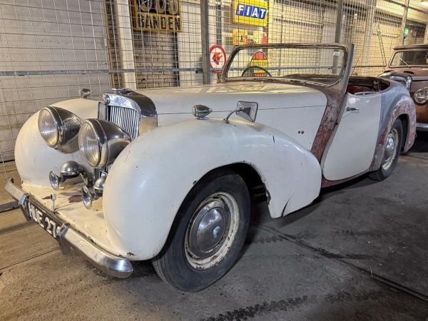 TRIUMPH 2000 Roadster