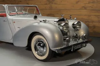 Foto 3 di 10: TRIUMPH Roadster