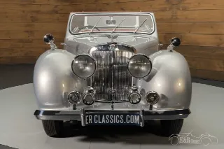 Foto 4 di 10: TRIUMPH Roadster