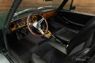 Foto 2 di 10: TRIUMPH Stag