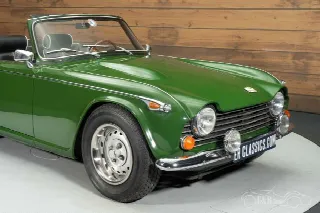 Foto 5 di 10: TRIUMPH TR250