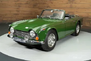 Foto 7 di 10: TRIUMPH TR250