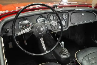 Foto 2 di 10: TRIUMPH TR3