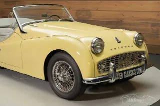 Foto 7 di 10: TRIUMPH TR3