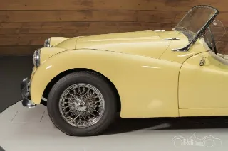 Foto 9 di 10: TRIUMPH TR3