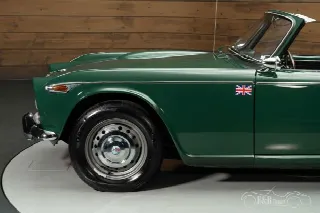 Foto 9 di 10: TRIUMPH TR4