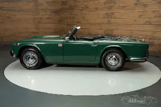 Foto 10 di 10: TRIUMPH TR4