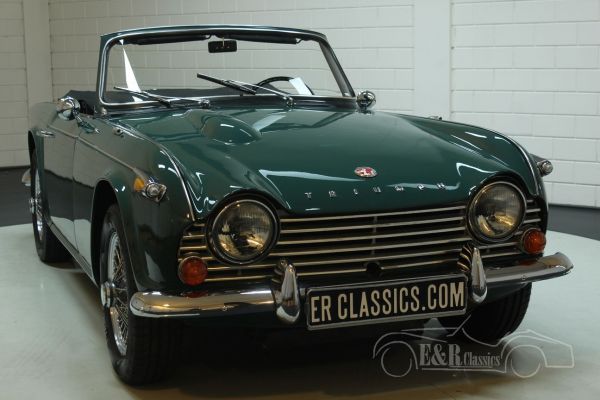 TRIUMPH TR4 A IRS 1968 