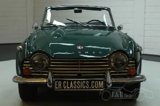 Foto 9 di 10: TRIUMPH TR4 A IRS 1968 