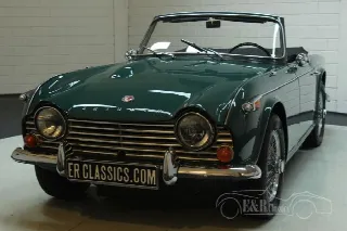 Foto 10 di 10: TRIUMPH TR4 A IRS 1968 