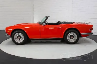Foto 9 di 10: TRIUMPH TR6
