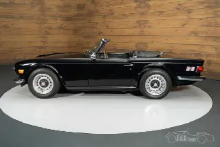 Foto 10 di 10: TRIUMPH TR6
