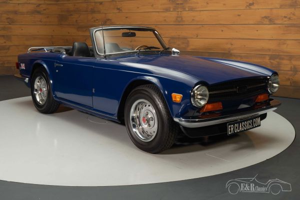 TRIUMPH TR6