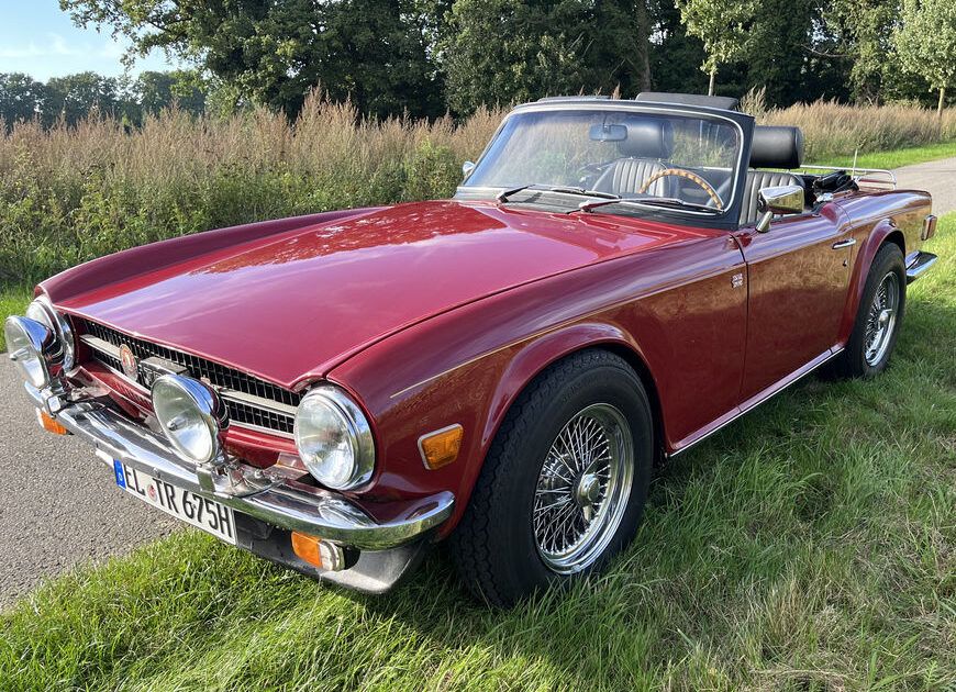 TRIUMPH TR6