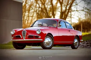 Foto 1 di 12: ALFA ROMEO Giulietta Sprint Veloce Alleggerita 