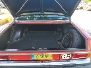 Foto 15 di 18: MERCEDES-BENZ 230 C 230/6 