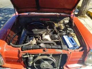 Foto 12 di 18: MERCEDES-BENZ 230 C 230/6 