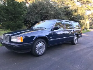 Foto 4 di 6: VOLVO 740  