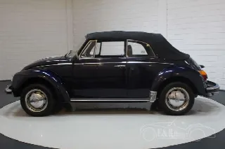 Foto 6 di 8: Volkswagen Beetle 1303 Cabriolet 1978 Dark blue metallic 
