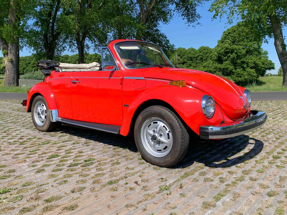 Volkswagen Beetle Cabriolet  