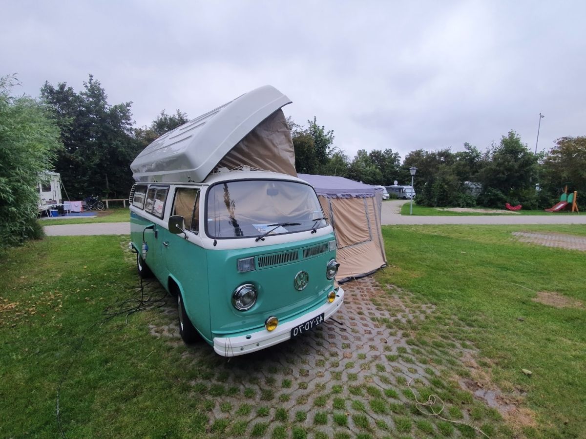 Volkswagen T2 b camper 