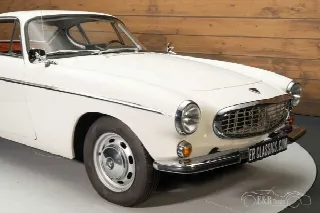 Foto 5 di 10: VOLVO P1800