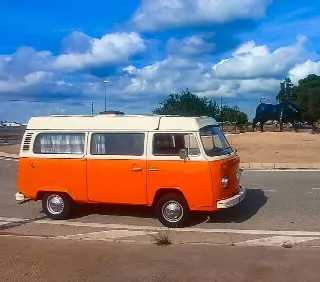 Foto 4 di 8: Volkswagen T2  B 