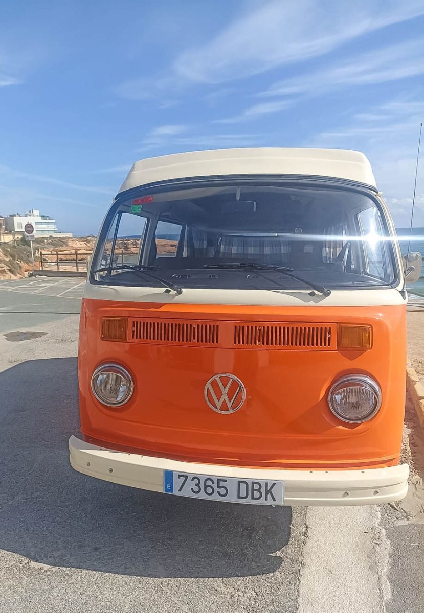 Volkswagen T2  B 