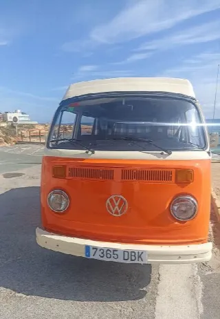 Foto 1 di 8: Volkswagen T2  B 