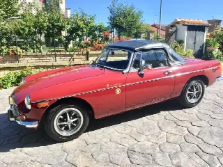 Foto 1 di 7: MG B Spider 