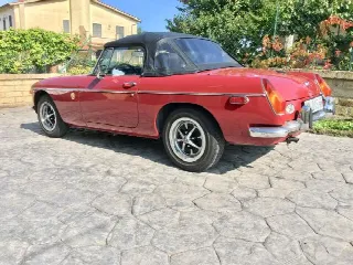 Foto 6 di 7: MG B Spider 