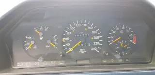 Foto 6 di 12: MERCEDES-BENZ E-Class(1985-1996) E 200 Coupè (C124) 