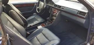 Foto 8 di 12: MERCEDES-BENZ E-Class(1985-1996) E 200 Coupè (C124) 