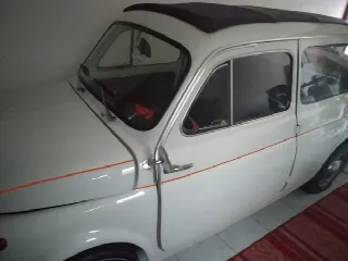 Foto 5 di 6: FIAT 500 GIARDINIERA 