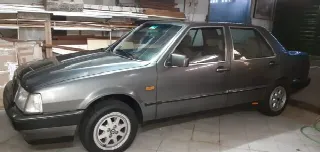 Foto 4 di 11: LANCIA Thema 834C   