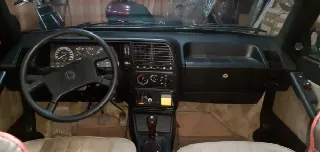 Foto 7 di 11: LANCIA Thema 834C   