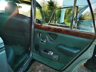 Foto 8 di 10: ROLLS ROYCE Silver ShadowI