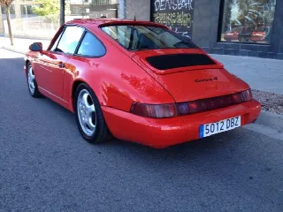 Foto 4 di 5: PORSCHE 911/964Carrera(1989-1994)  964 3.6 Carrera 4 Coupé  