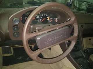 Foto 5 di 9: PORSCHE 928 S 