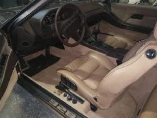 Foto 9 di 9: PORSCHE 928 S 