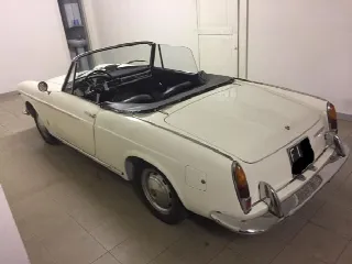 Foto 1 di 3: FIAT Spider Europa 