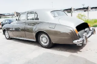 Foto 5 di 5: BENTLEY S1  