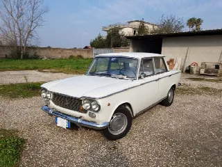 Foto 3 di 6: FIAT 1500 berlina