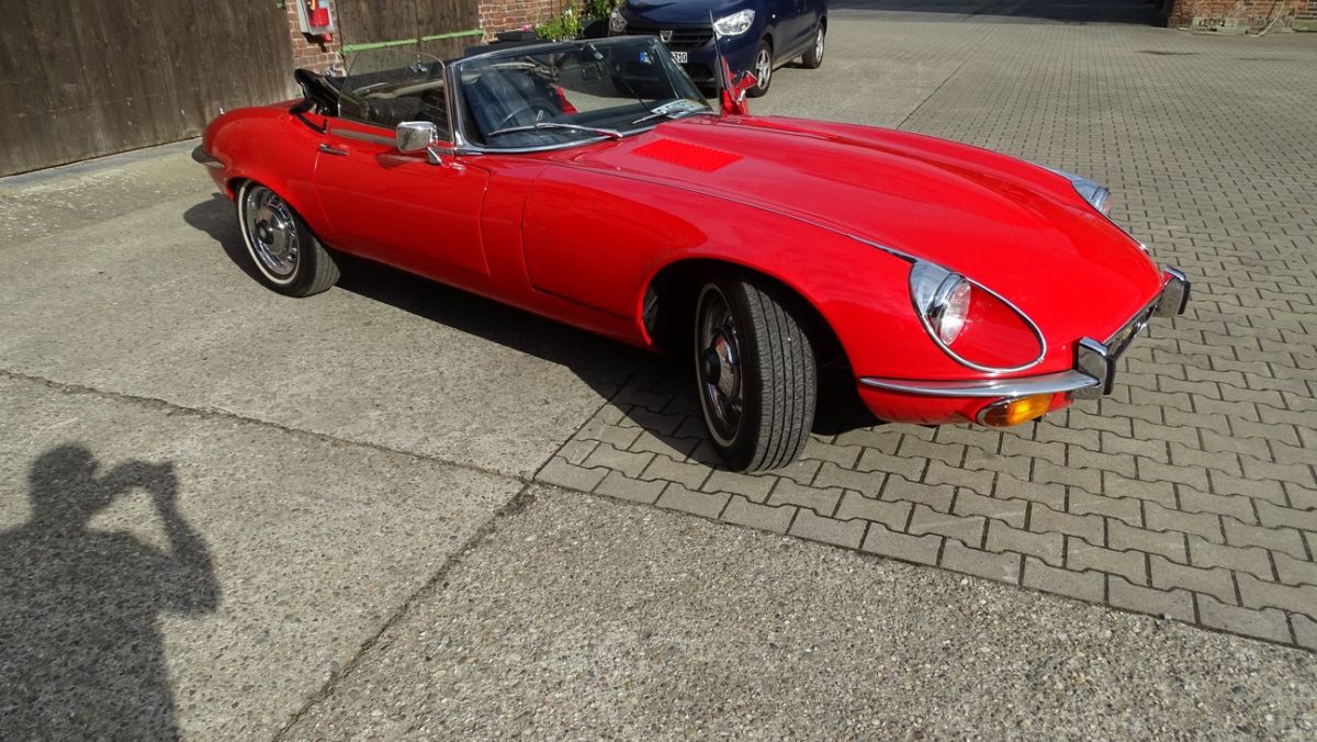JAGUAR E-TYPE SIII (1971-1975) V12  